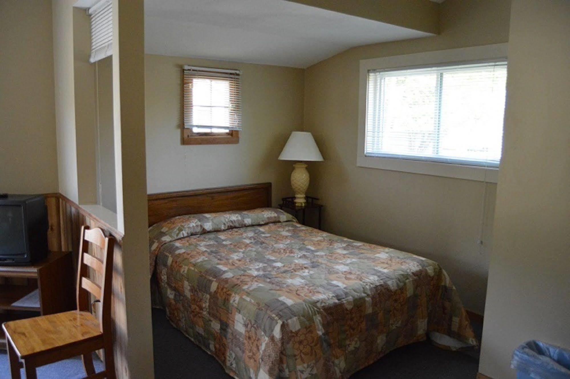 Kennebunk Gallery Motel And Cottages エクステリア 写真